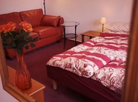 בית אירוח Abracadabra ורשה